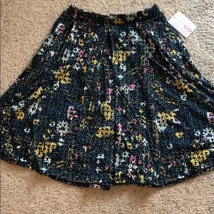 LulaRoe Madison Skirt with Pockets! Size Small NWT